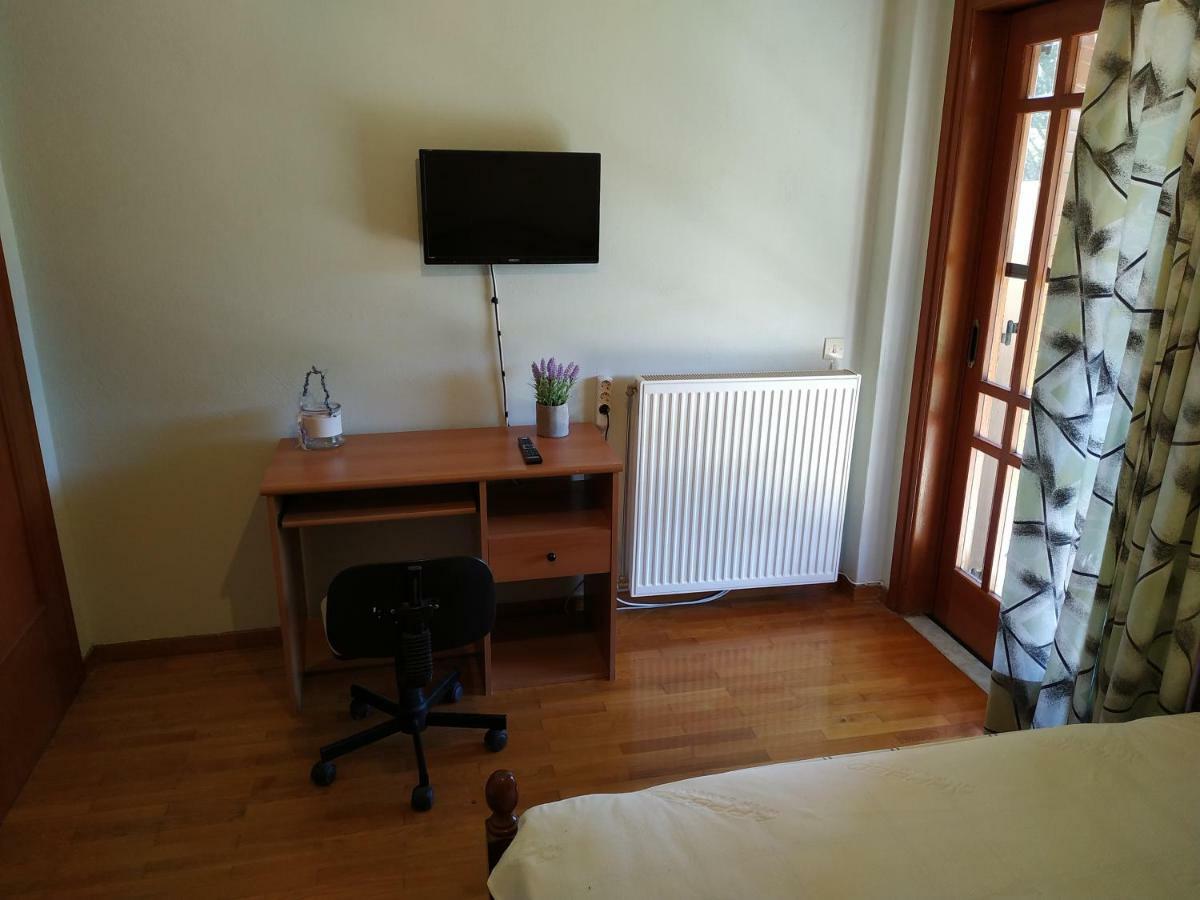 Villa Dimitris Áfra Buitenkant foto